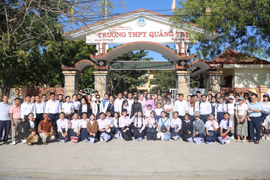 giao-duc-viet-lao-8.jpg