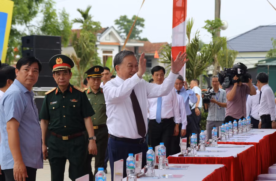 hien-luong-2.jpg
