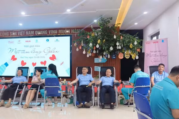 Chương trình hiến máu được tổ chức tại CTCP Thiết bị điện THIBIDI (Đồng Nai) vào ngày 24/6