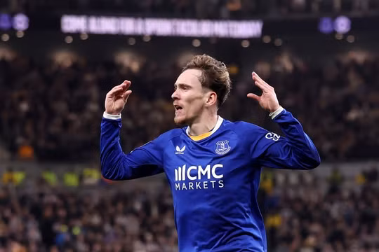 Everton hạ Newcastle, nuôi mộng chấm dứt 31 năm trắng tay