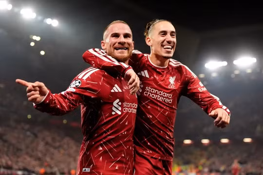 Liverpool ngược dòng ngoạn mục ở Champions League