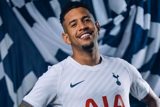 Tottenham chi hơn 3.000 tỷ đồng mua 'hàng thừa' của Man City