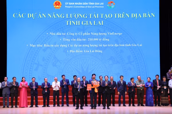 Tỉnh Gia Lai trao chủ trương đầu tư cho các dự án năng lượng tái tạo.