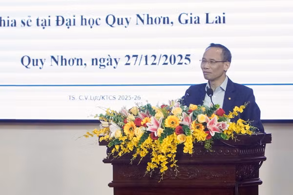 TS Cấn Văn Lực – chuyên gia kinh tế trưởng BIDV, thành viên Hội đồng Tư vấn chính sách của Thủ tướng Chính phủ chia sẻ tại chương trình.
