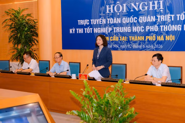 Phó Chủ tịch UBND TP Hà Nội Vũ Thu Hà phát biểu tại Hội nghị.