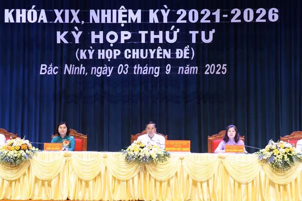 Công chức cấp xã ở Bắc Ninh thực hiện công tác chứng thực