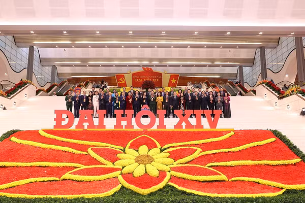 Đại biểu dự ngày làm việc chính thức thứ ba Đại hội XIV của Đảng, Ảnh: TTXVN