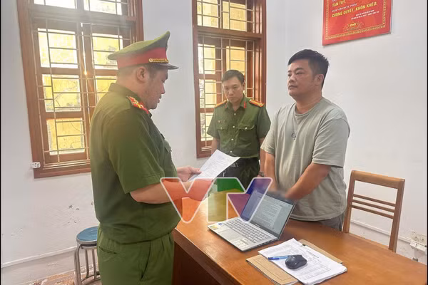 Vũ Hoàng Hải tại cơ quan công an. Ảnh: VTV