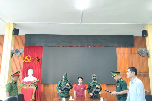 Đồn Biên phòng Cửa khẩu Săm Pun khởi tố vụ án, khởi tố bị can.