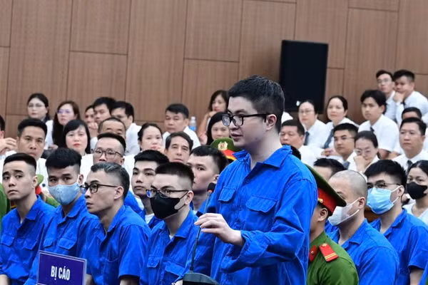 Phó Đức Nam (TikToker Mr Pips), "trùm" lừa đảo đầu tư chứng khoán, ngoại hối.