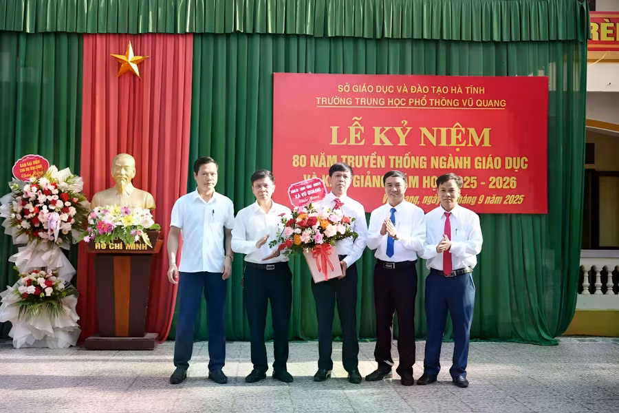 thptvuquang.jpg