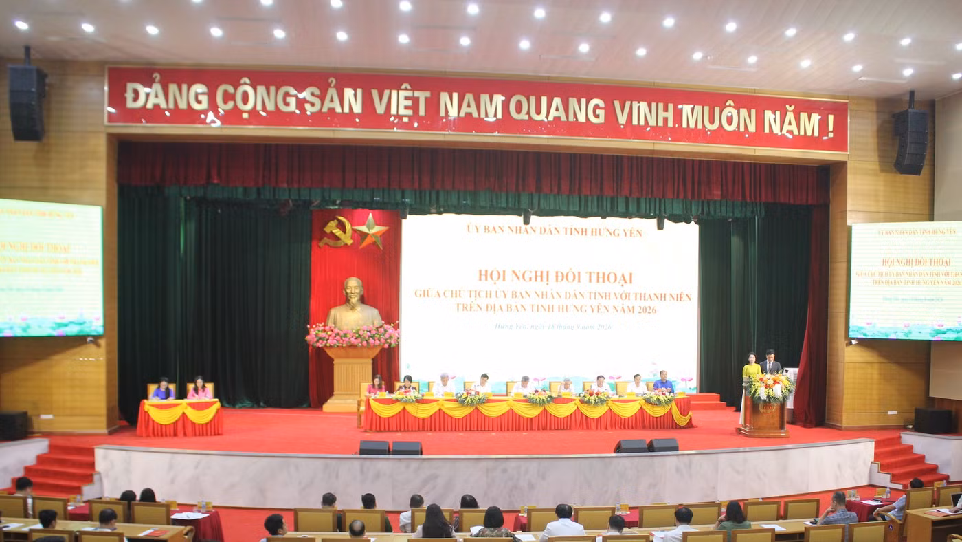 Quang cảnh buổi đối thoại.