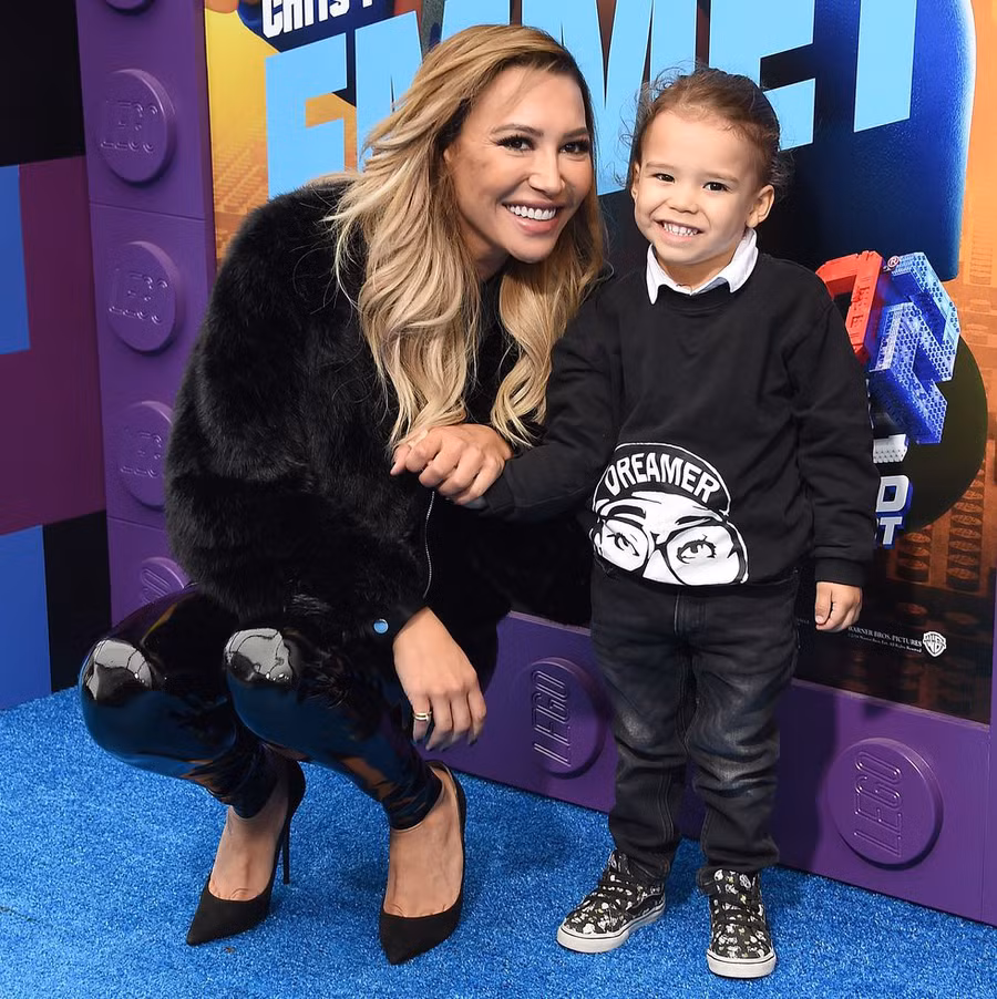 Naya Rivera và con trai Josey.