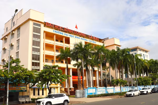 Trụ sở Phân hiệu Trường Đại học Bình Dương tại Cà Mau.