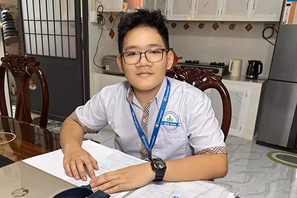 Nam sinh đỗ đầu Kỳ thi tốt nghiệp THPT ở Cà Mau mong trở thành giáo viên