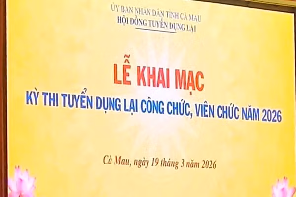 Lễ khai mạc kỳ thi tuyển dụng lại công chức, viên chức tỉnh Cà Mau.