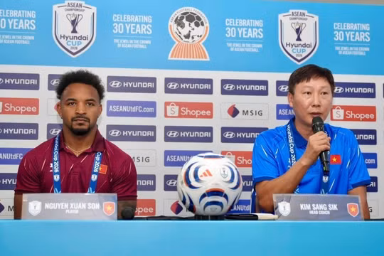 LV Kim Sang-sik tỏ ra thận trọng trước trận gặp Malaysia.