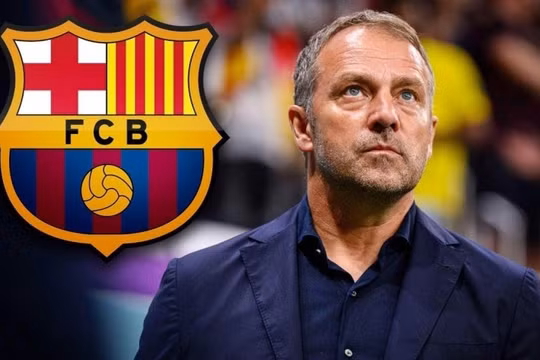 Hansi Flick chưa hài lòng với hàng công Barcelona.
