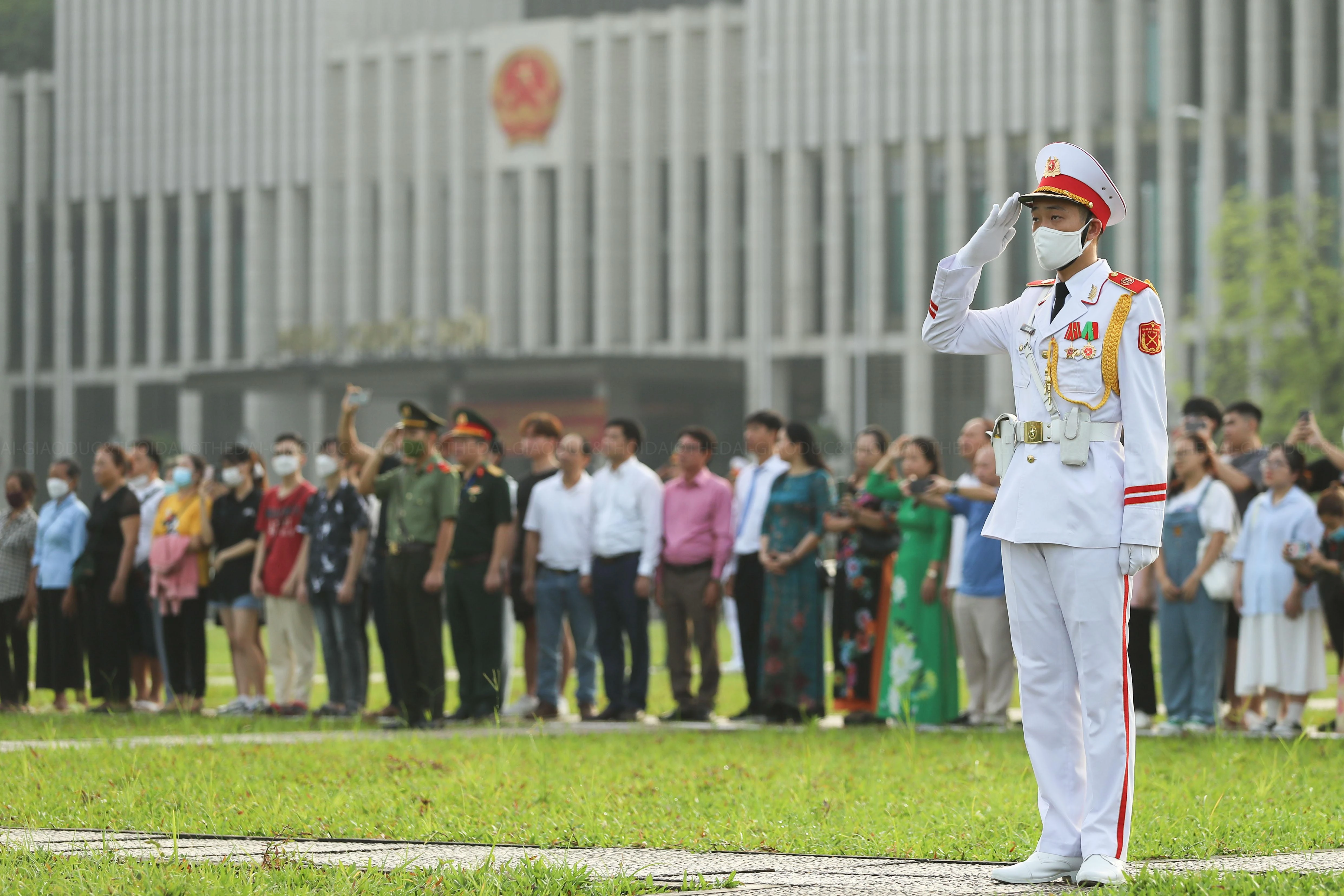 Nghi lễ thượng cờ mừng Quốc khánh 2/9 trong mỗi người đều có cảm xúc tự hào.