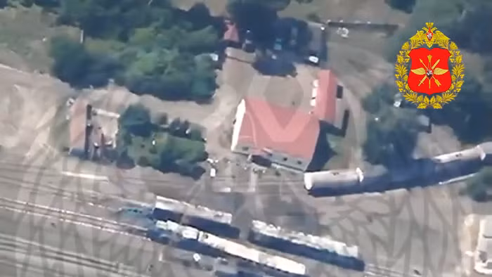 Nga trút hỏa lực xuống kho linh kiện và hạ tầng năng lượng Ukraine