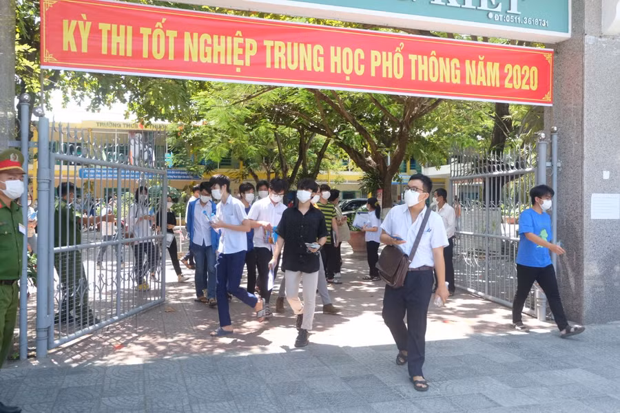 Giáo viên nhận xét đề thi môn Ngoại ngữ