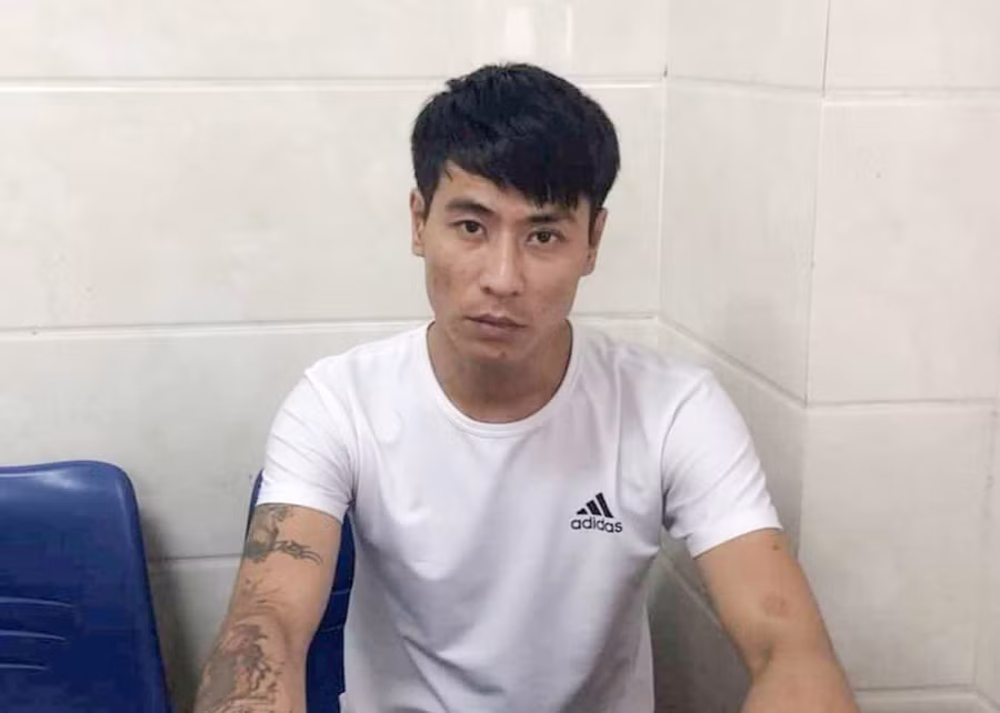 Hoàng Ngọc Sinh bị khởi tố về tội Chống người thi hành công vụ Hoàng Ngọc Sinh bị khởi tố về tội Chống người thi hành công vụ