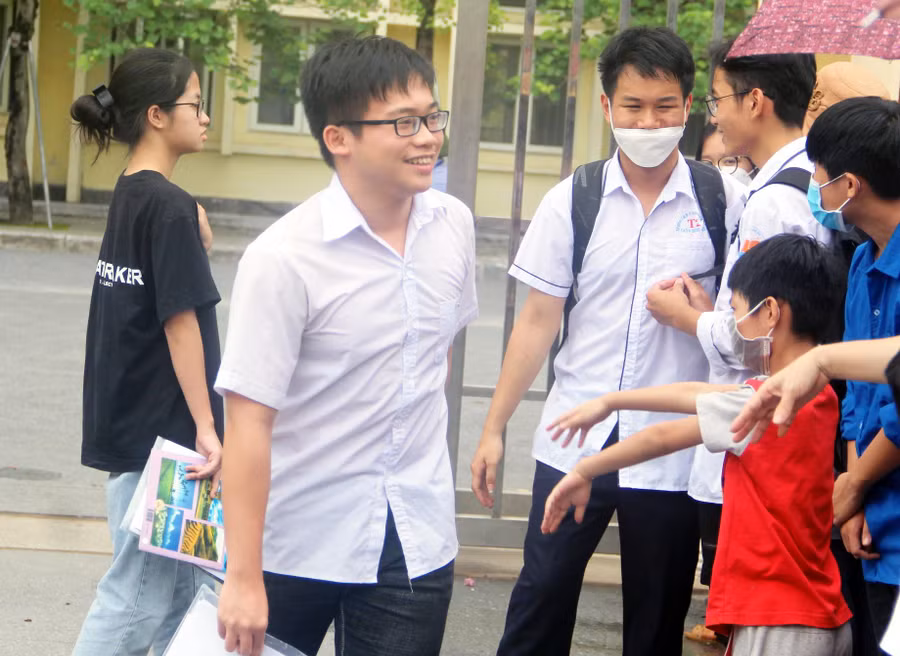 Thanh Hóa dẫn đầu cả nước về tổng số điểm 10 với 411 bài thi đạt điểm tuyệt đối tại kỳ thi tốt nghiệp THPT năm 2022.