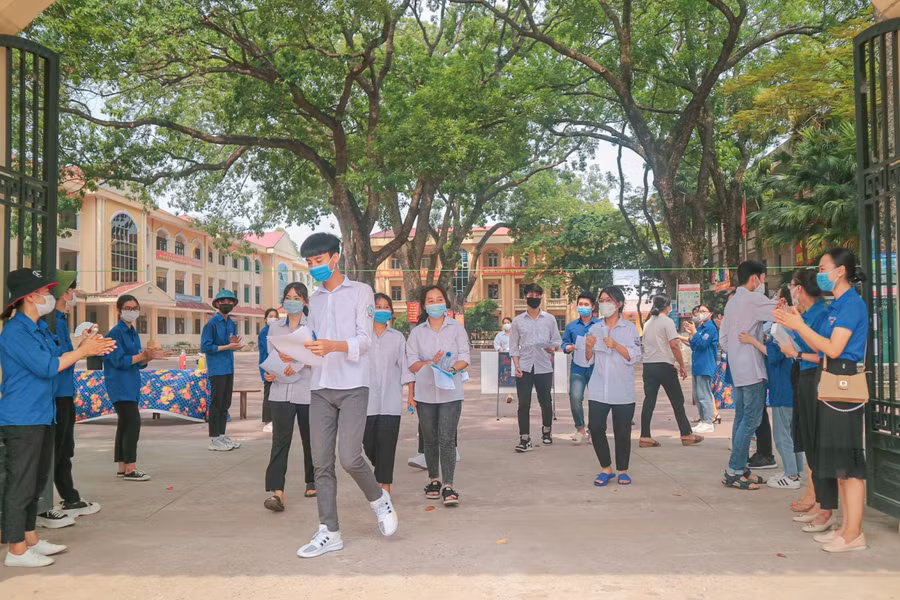 Thí sinh dự thi tốt nghiệp THPT 2021, đợt 2 tại Bắc Giang.