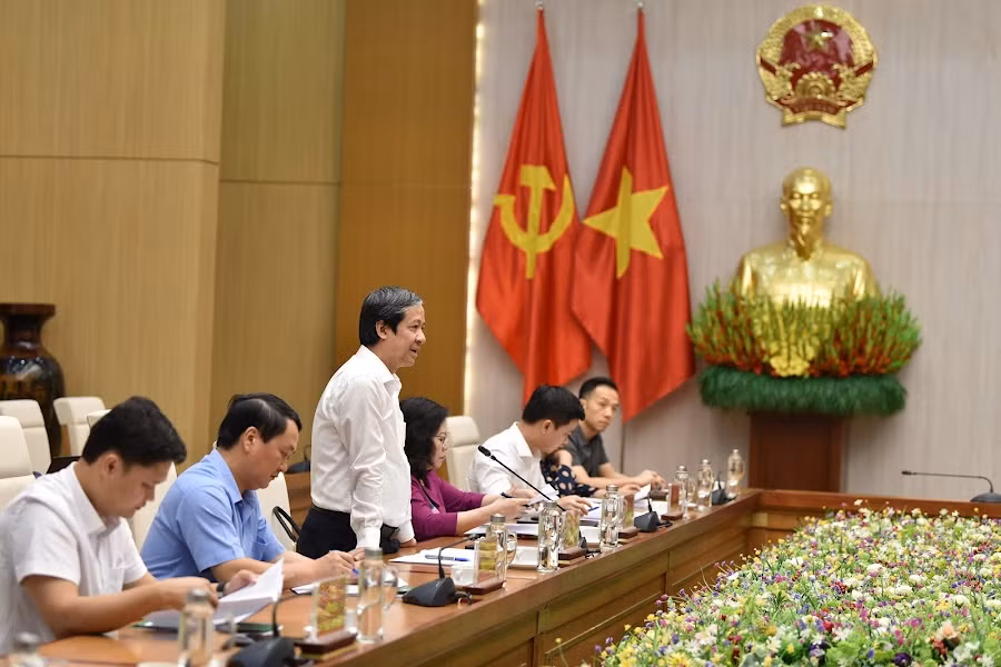 Bộ trưởng Nguyễn Kim Sơn phát biểu tại buổi làm việc