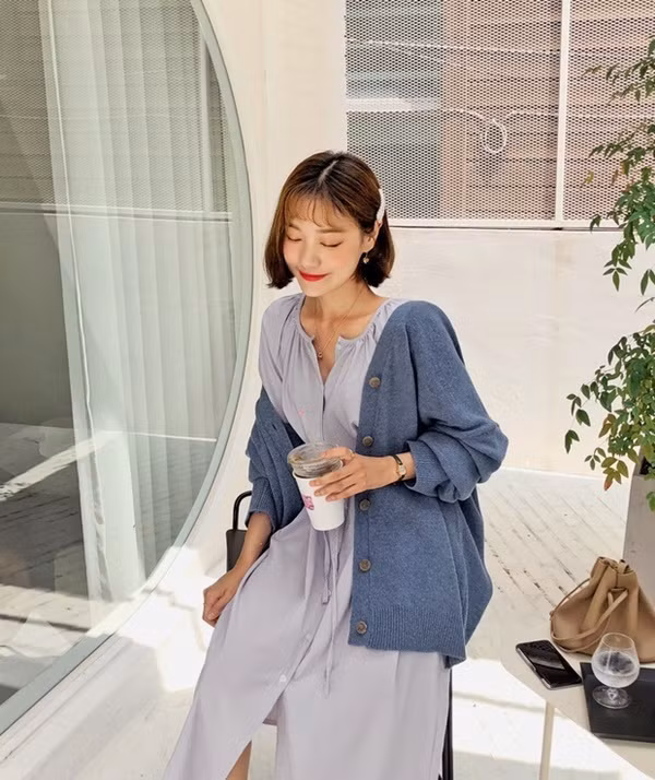 4 kiểu áo khoác mùa thu kinh điển không thể thiếu trong tủ đồ của các quý cô trendy ảnh 1