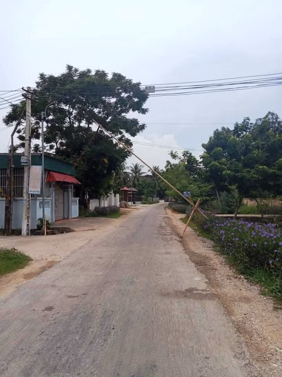 Barie được lập lên ở đường làng của huyện Nông Cống (Thanh Hóa).