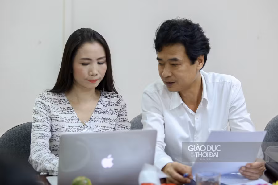 Ông Phạm Hùng Anh trả lời câu hỏi của độc giả Báo GD&amp;TĐ
