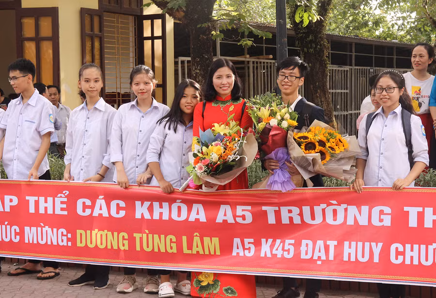 Đây là huy chương Olympic quốc tế Sinh học đầu tiên của Nghệ An Đây là huy chương Olympic quốc tế Sinh học đầu tiên của Nghệ An