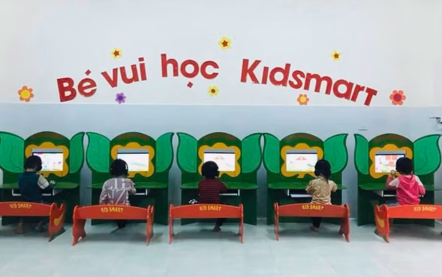 Định Hóa có tỷ lệ học sinh được tiếp cận CNTT là trên 85%. Định Hóa có tỷ lệ học sinh được tiếp cận CNTT là trên 85%.
