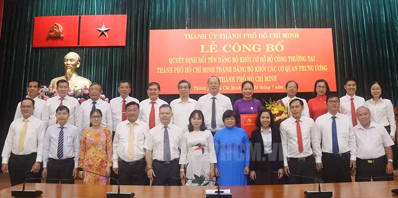 Các đại biểu tham gia buổi lễ. (Ảnh: HCMCPV)