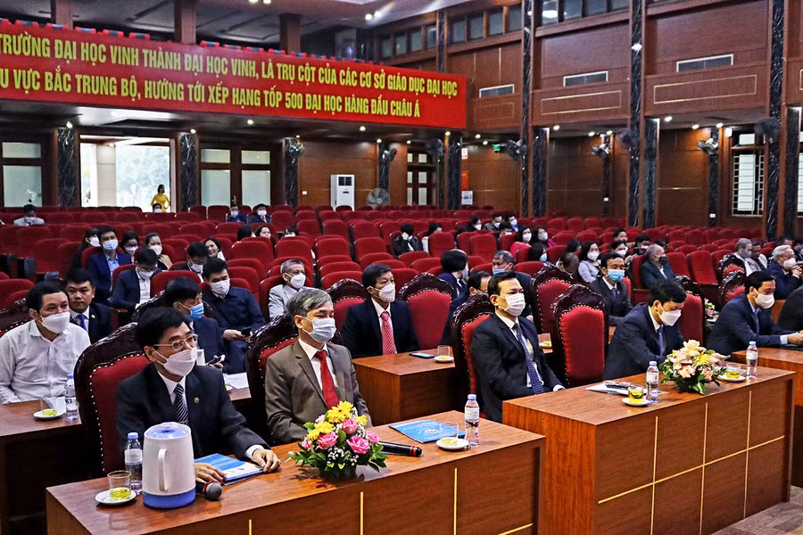 Các đại biểu tham dự Hội thảo.
