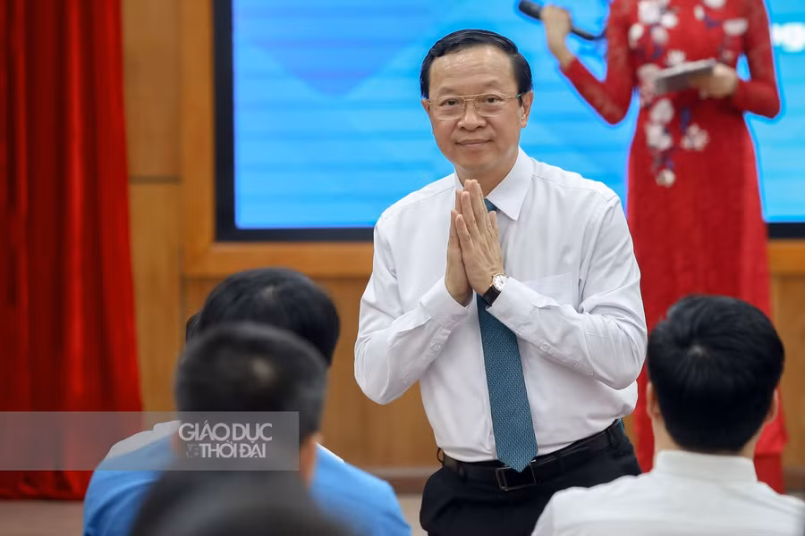 Thứ trưởng Bộ GD&amp;ĐT Phạm Ngọc Thưởng