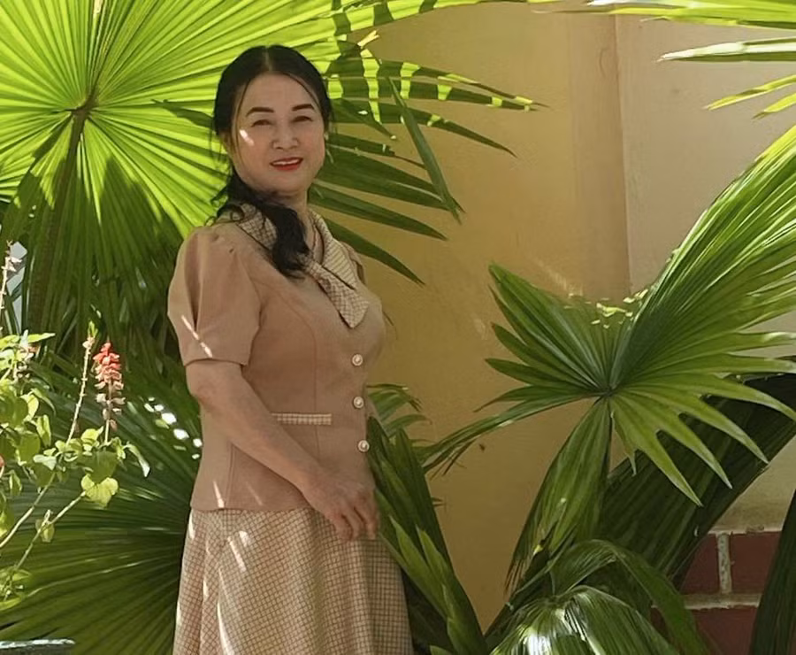 Cô Nguyễn Thị Phượng - Hiệu trưởng Trường Tiểu học Sơn Lang, huyện Kbang, tỉnh Gia Lai. Cô Nguyễn Thị Phượng - Hiệu trưởng Trường Tiểu học Sơn Lang, huyện Kbang, tỉnh Gia Lai.