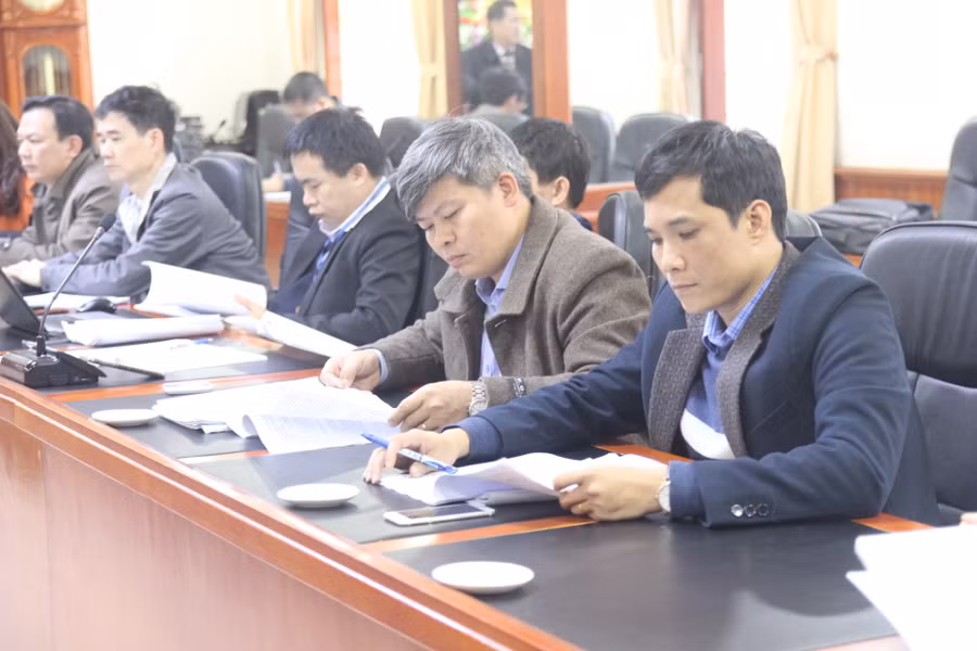 Các nhà giáo, chuyên gia nghiên cứu các vấn đề trong dự thảo Luật Giáo dục (sửa đổi) Các nhà giáo, chuyên gia nghiên cứu các vấn đề trong dự thảo Luật Giáo dục (sửa đổi)