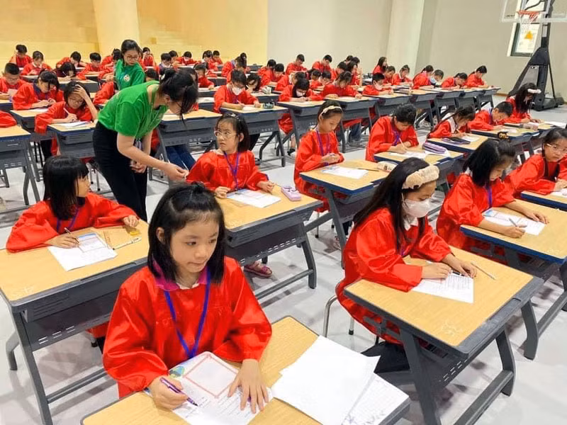 Học sinh thành phố Vĩnh Yên tranh tài tại Vòng chung kết.