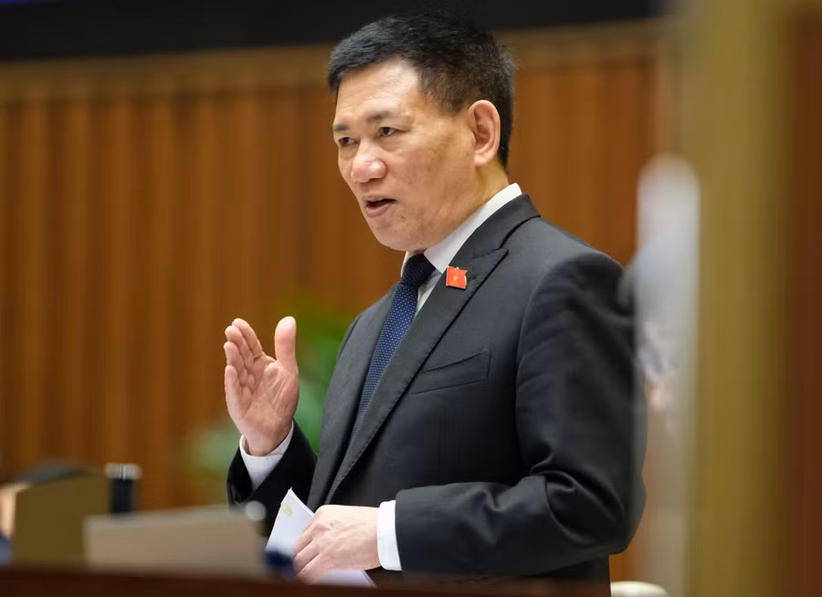 Bộ trưởng Bộ Tài chính tại kỳ họp thứ 3, Quốc hội khoá XV.