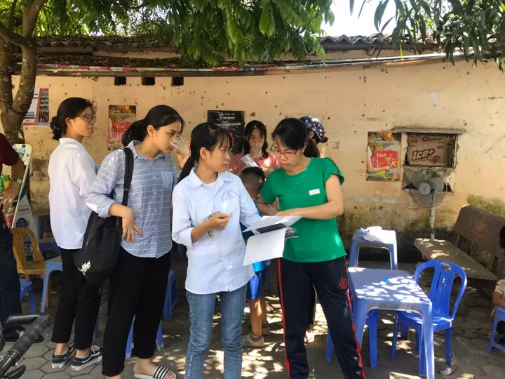 Thí sinh kết thúc thi môn Toán, đều đánh giá đề thi không quá khó. Thí sinh kết thúc thi môn Toán, đều đánh giá đề thi không quá khó.