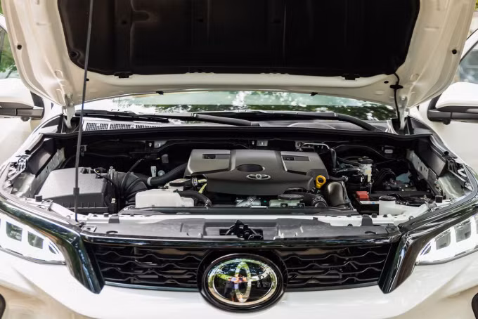 Động cơ Toyota Fortuner Legender