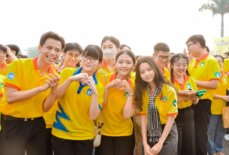 Các chiến sĩ tại lễ ra quân chiến dịch "Xuân tình nguyện" 2024 của TPHCM. Ảnh: Thành Đoàn TPHCM Các chiến sĩ tại lễ ra quân chiến dịch "Xuân tình nguyện" 2024 của TPHCM. Ảnh: Thành Đoàn TPHCM