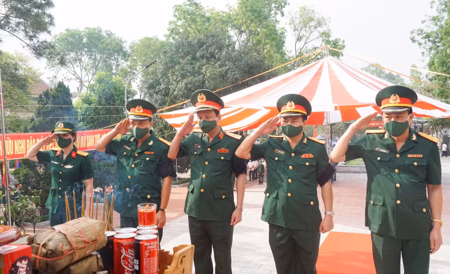 Lễ an táng được tổ chức trọng thể và đảm bảo an toàn phòng dịch bệnh Covid-19
