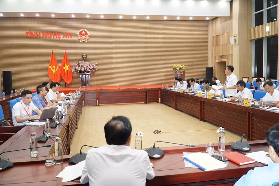Đoàn công tác Bộ GD&amp;ĐT làm việc với tỉnh Nghệ An.
