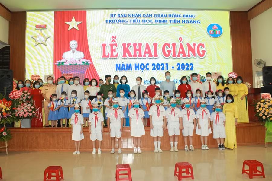 Họat động Đội và phong trào thiếu nhi của trường Tiểu học Đinh Tiên Hoàng đứng đầu quận Hồng Bàng, Hải Phòng.