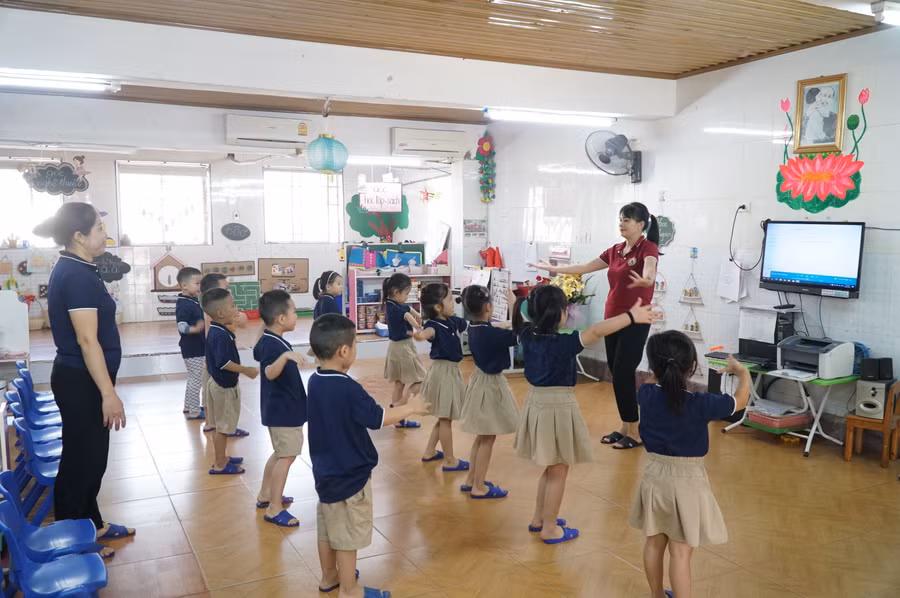 Nhiều địa phương chưa hoàn thành tuyển dụng giáo viên mầm non hợp đồng diện 06, 09. Ảnh: Hồ Lài.