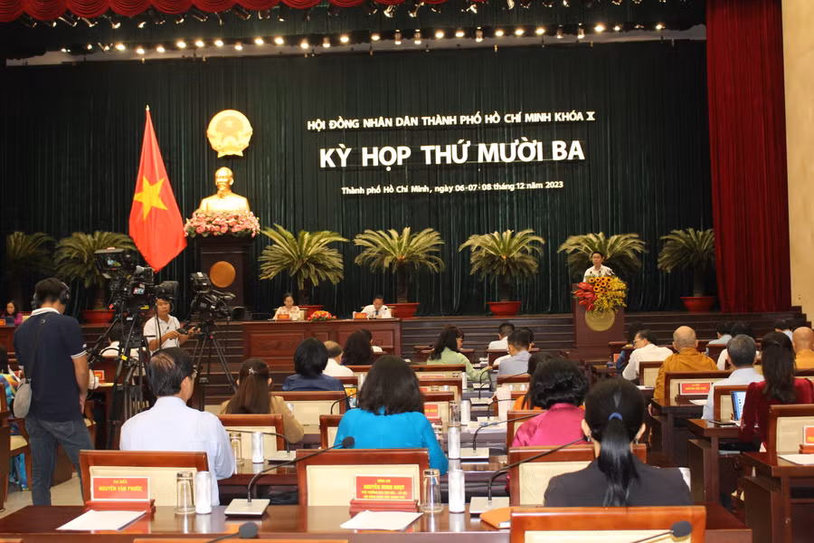 Toàn cảnh kỳ họp thứ 13 HĐND TPHCM khóa X. (Ảnh: Thành Nhân)