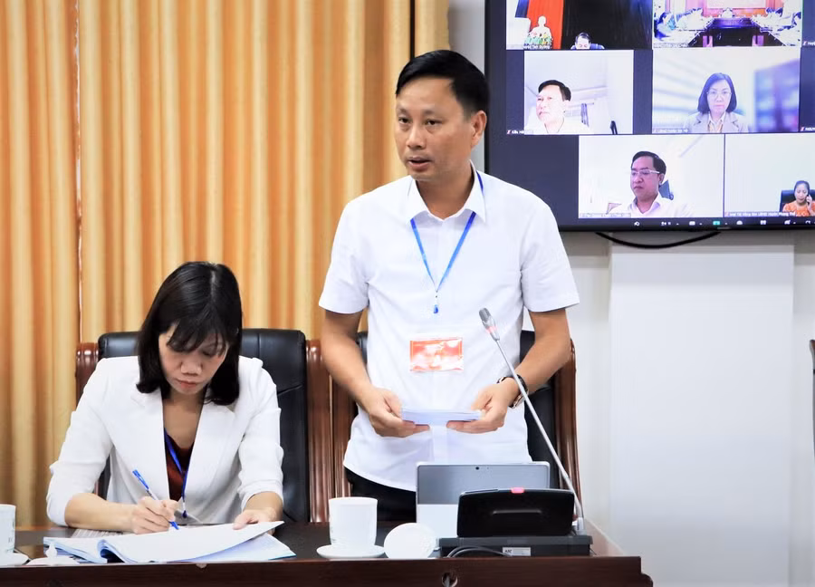 Đại diện lãnh đạo UBND thành phố Lai Châu phát biểu tại Hội nghị.